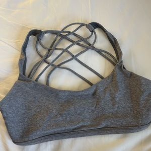 Lululemon Free to Be Bra Size 6 Heathered Grey